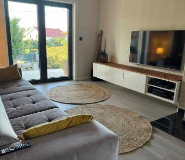 Moncao Villa | Pinheiros House by ALPONTE