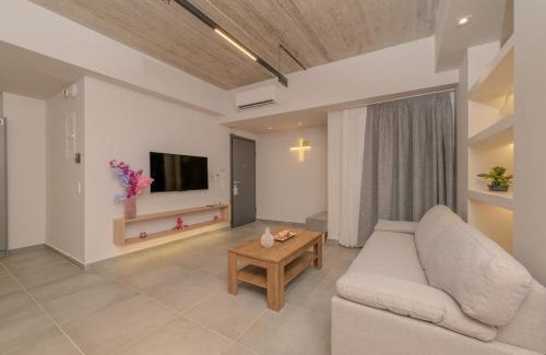 Piraeus Apartment | Pink Season Apartment
