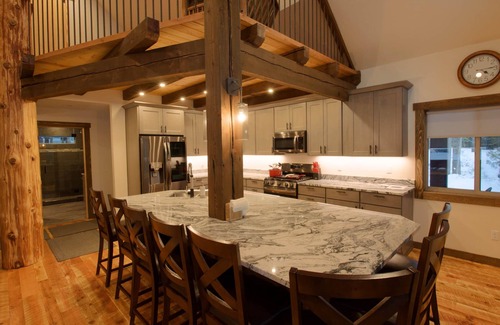 Nordman House | Pioneer Cabin Next to Elkins Resort by Priest Lake