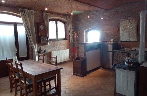 Piozzano Apartment | Piozzano: Apartment/Flat - Piozzanoapartment in Farmhouse