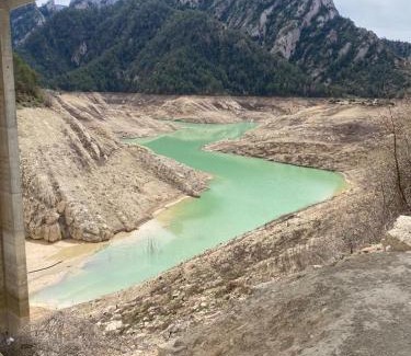 La Coma I la Pedra Apartment | Piso en el port del comte