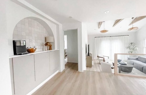 Pittsford House | Pittsford Village 5Br. Beauty