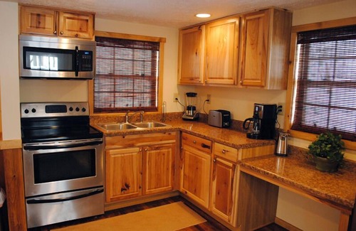 Ohiopyle Cabin | Place in the Pines | 1BR,1BA,Hot Tub,Fireplace