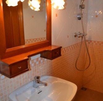 Centre Historic de Manresa Apartment | Placido Apartment