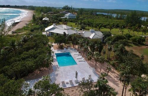 Double Bay House | Plage Rose Estate home