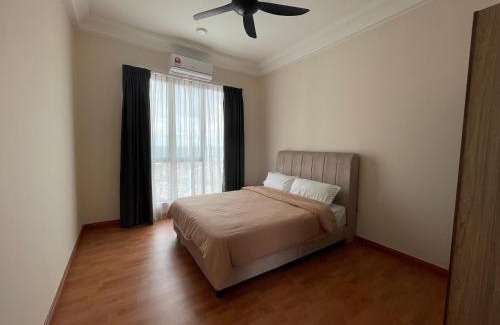 Taman Tampoi Indah Apartment | Platino Comfort Suite