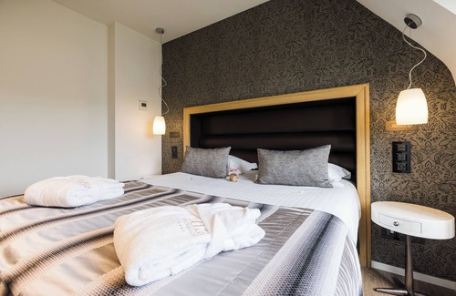 Sarlat-la-Caneda Historic Center Hotel | Plaza Madeleine Hotel & Spa