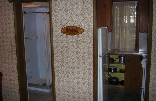 South Chatham Cottage | Pleasant Forest Shores #1 S. Chatham: Classic Swedish 'Stuga' style near beach