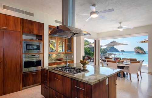 South Shore Hotel Area Villa | Please Inquire Before Booking – Luxury Villa