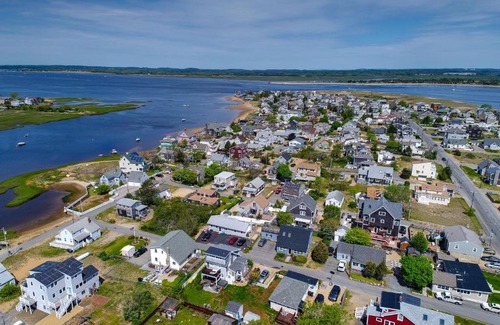 Newburyport House | Plum Island Prize
