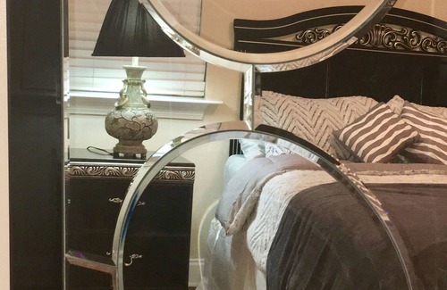 Algiers House | Plush, Spacious and Newly Renovated 3 Bed/2 Bath Hm in Nola mins. from Downtown