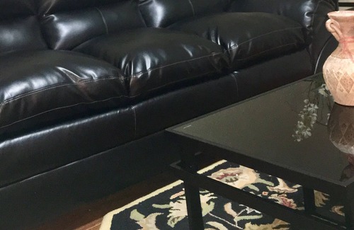 Algiers House | Plush, Spacious and Newly Renovated 3 Bed/2 Bath Hm in Nola mins. from Downtown