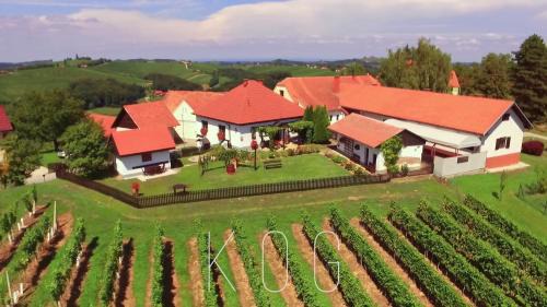 Ormoz House | POČITNIŠKA HIŠA KOG