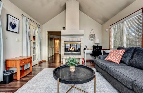 Lake Harmony House | Poconos Paradise Lakeskihikewater Parkkids