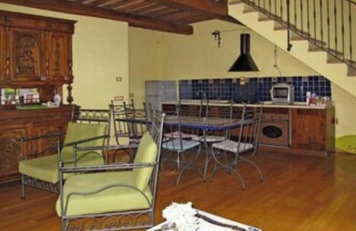 Ramazzano House | Podere Caldaruccio La Pineta -18 people Cottage & Villa