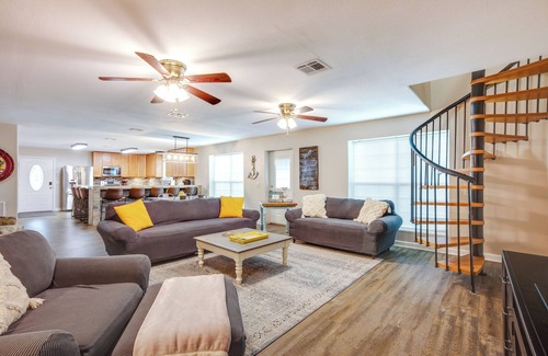 Pointblank House | Point Blank Vacation Rental w/Large Patio!