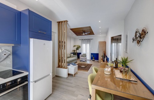 Ermoupoli Apartment | "Polis Suite" - Downtown Luxury and Comfort