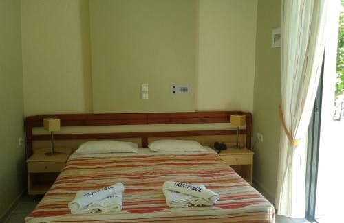 Polirizos Hotel | Polyrizos Hotel