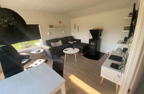 Næsby Strand House | Pomonahouse