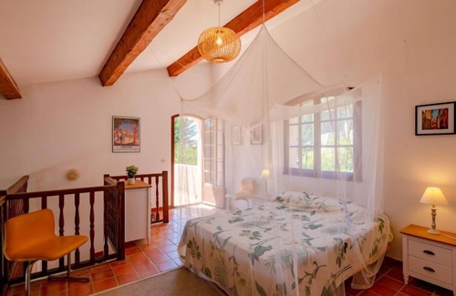 Espero-Pax House | Ponderosa by Interhome