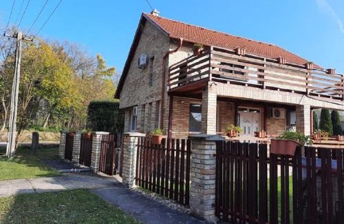 Nagybaracska House | Ponty-Poronty Vendégház