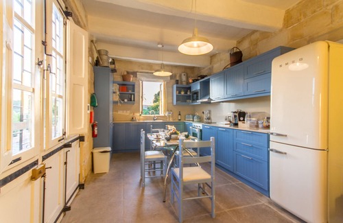 Mgarr Villa | POOL & SPA - wellness VILLA St Martin, Mġarr, Malta