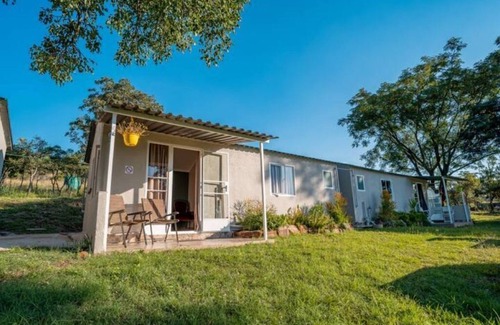 Hartbeespoort Ski Chalet | Pop Art House