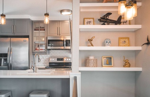 University Heights House | PORCHLIGHT HOME Central San Diego FREE parking