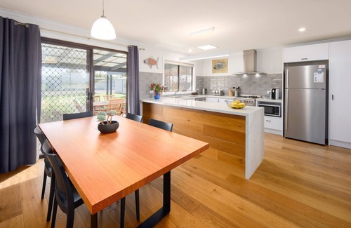 Port Albert House | Port Albert Waterview Retreat