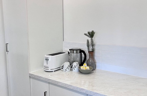 Port Neill Cottage | Port Neill SA Stone Cottage Close to everything in Pt Neill