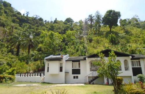 Blue Mountains National Park Bed & Breakfast | Portland Riverside Retreat