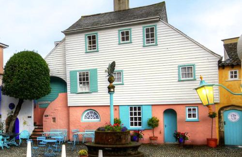 Portmeirion Hotel | Portmeirion Village & Castell Deudraeth