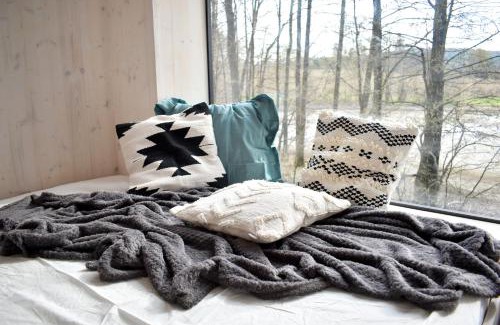 Arnolec Other | Posed Za humny