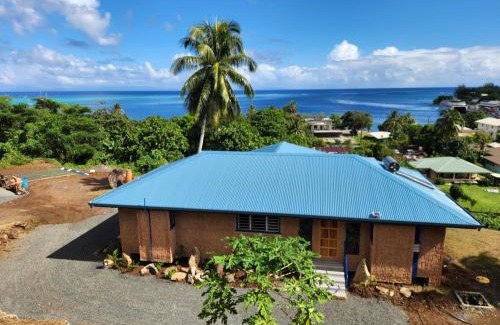 Huahine Villa | Potter House VILLA PITA vue sur lagon et village de Fare