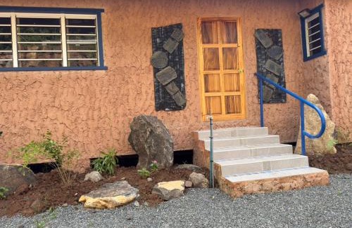 Huahine Villa | Potter House VILLA PITA vue sur lagon et village de Fare