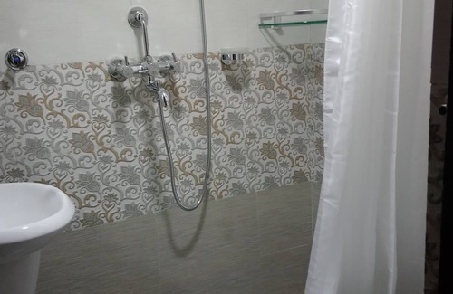 Bhaktapur House | POTTERY HOME - Pottery Square