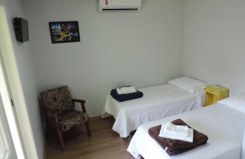 Tres Coroas Hotel | Pousada Três Coroas