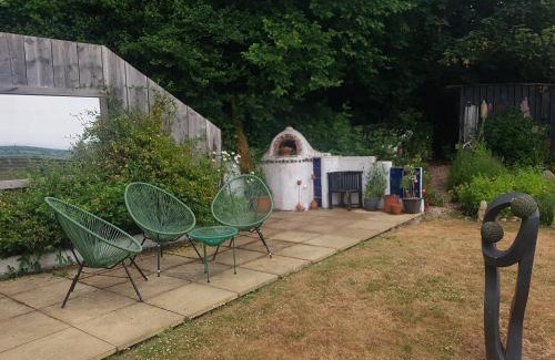 Laugharne Bed & Breakfast | Powis Cottage