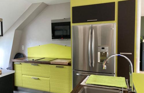 Bec-de-Mortagne Apartment | Près d'Etretat, joli appartement pour 4 personnes avec 2 chambres, vous pouvez me joindre au zéro six soixante dix huit soixante treize trente six quatre vingt onze pour réserver en direct