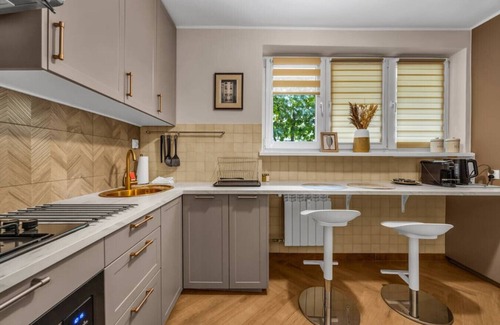 Saska Kepa Apartment | Praga Południe Apt - 57m2, Balcony - by Rentujemy