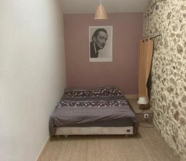 Montravers Apartment | Premier étage d une jolie maison à la campagne