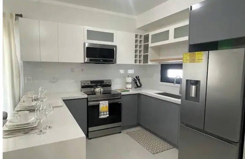 New Kingston Apartment | Premium 1BR Condo in New Kingston