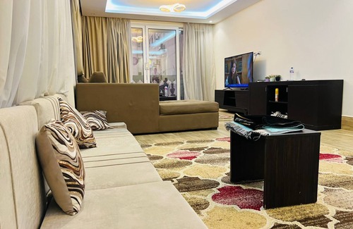 Agouza Apartment | Premium 3 Bedroom Apartment Stylish Interiors and Three Bathrooms