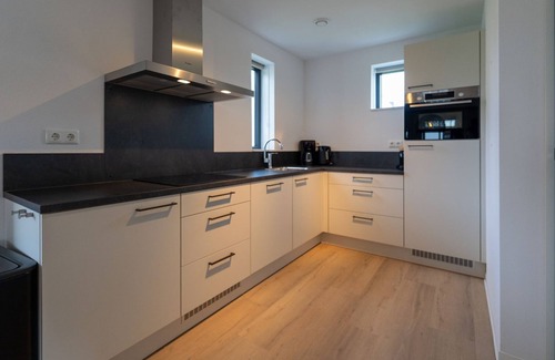 Thorn Villa | Premium Game 4p - Two Bedroom Villa, Sleeps 4