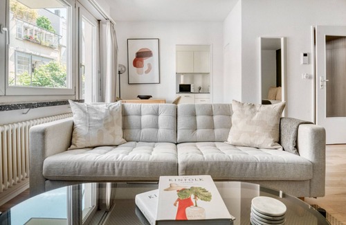 Iselin Apartment | Premium Iselin 1 Room w/Storage, 1min to Local Market, by Blueground