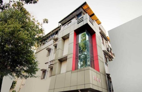 Ballygunge House | Premium Location at Gariahat Ballygunge in the heart of South Kolkata