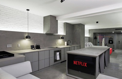 Old Montreal Apartment | PREMIUM LOFT | The Signature