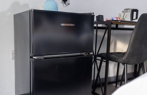Nottingham House | Premium Serviced Accommodation - 5 Beds - Sleeps 7