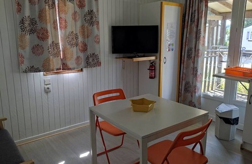 Massillargues-Attuech Ski Chalet | Prestige Chalet with Terrace in Anduze