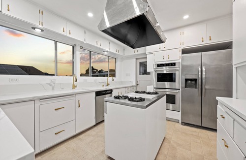 Old Town House | Prestigious 7BR Resort Style Villa Stunning Views